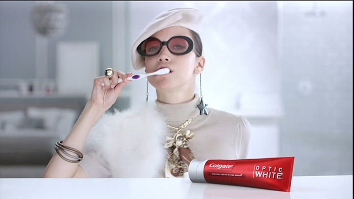 Colgate_Optic_White-46590-DTCUSA.mp4