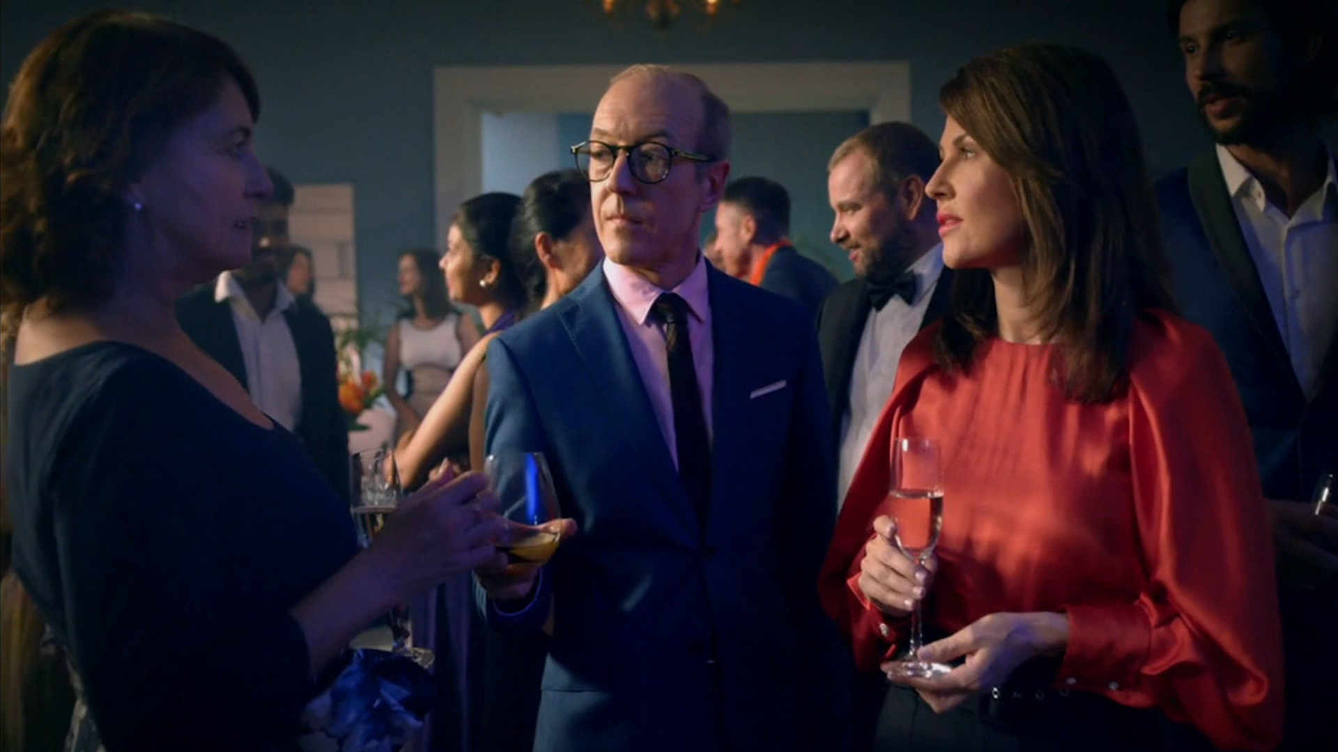 Voltaren---kw---Healthcare_category---MLB_-_November_3--2020---dtc---USA---English---TV_Commercial---30_seconds.mp4