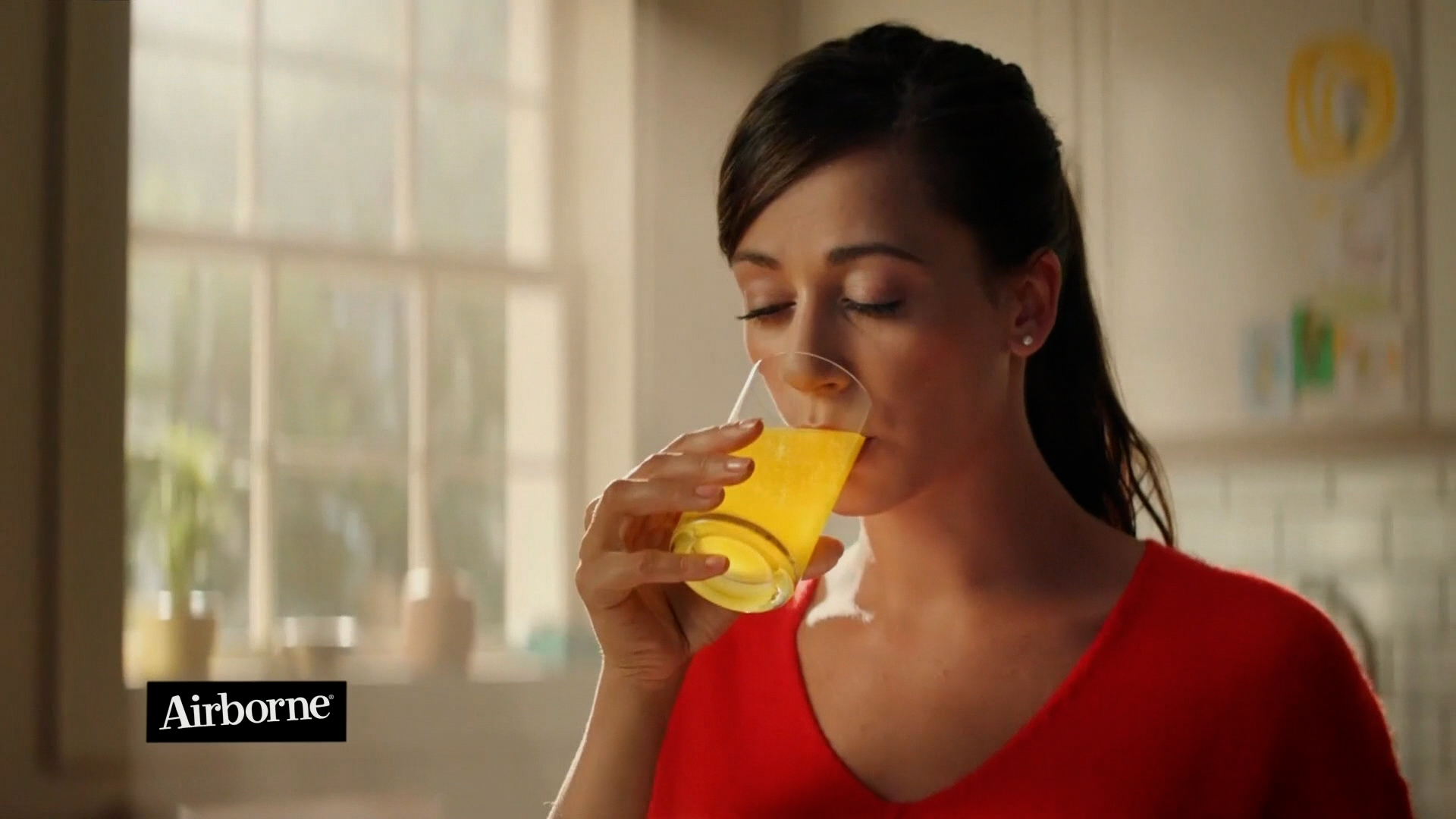 Airborne---kw---Healthcare_category---Hallmark_-_October_11--2020---dtc---USA---English---TV_Commercial---30_seconds.mp4