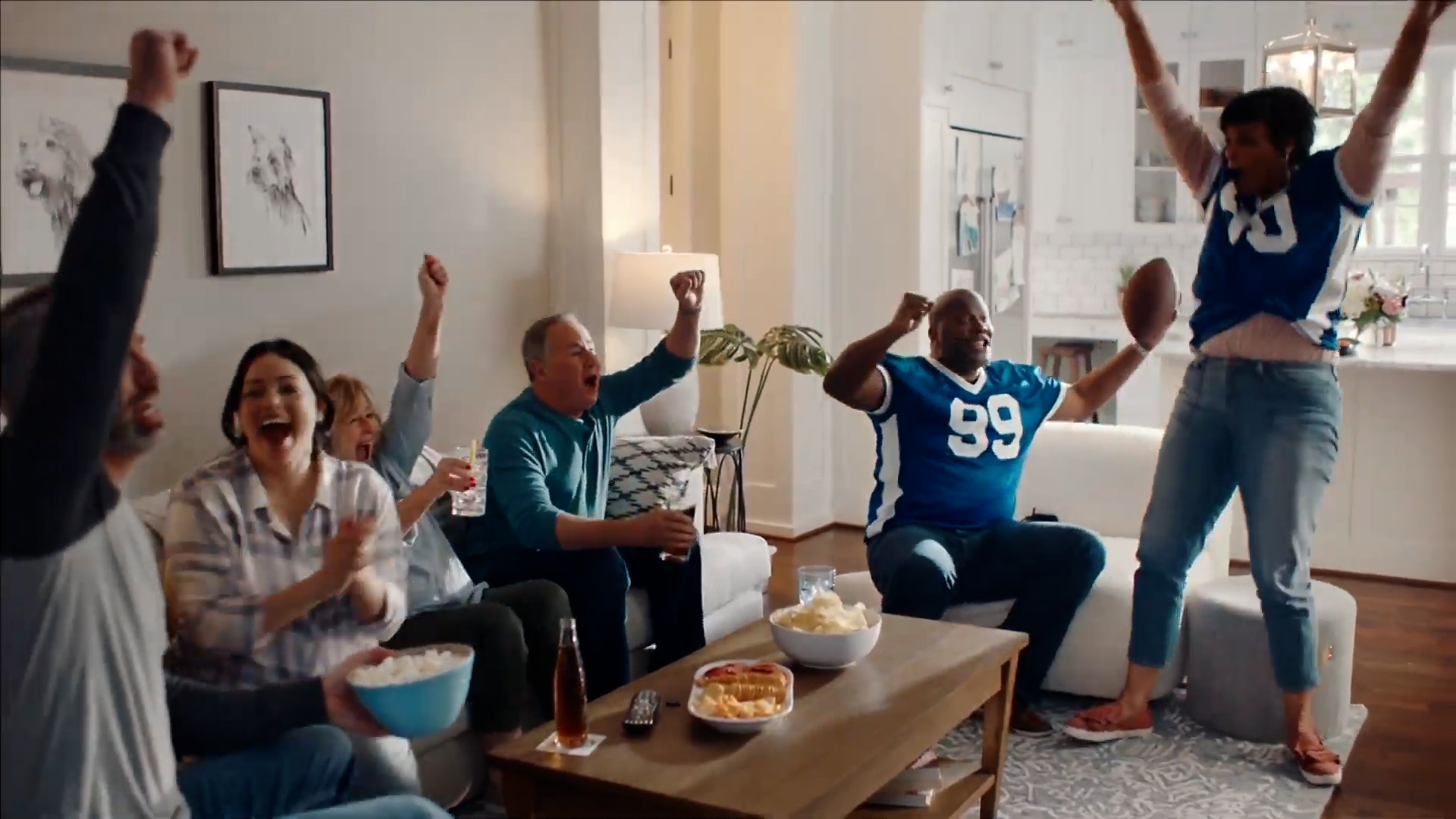 Miracle-Ear---kw---Healthcare_category---Cnn_-_August_26--2021---dtc---USA---English---TV_commercial---30_seconds.mp4