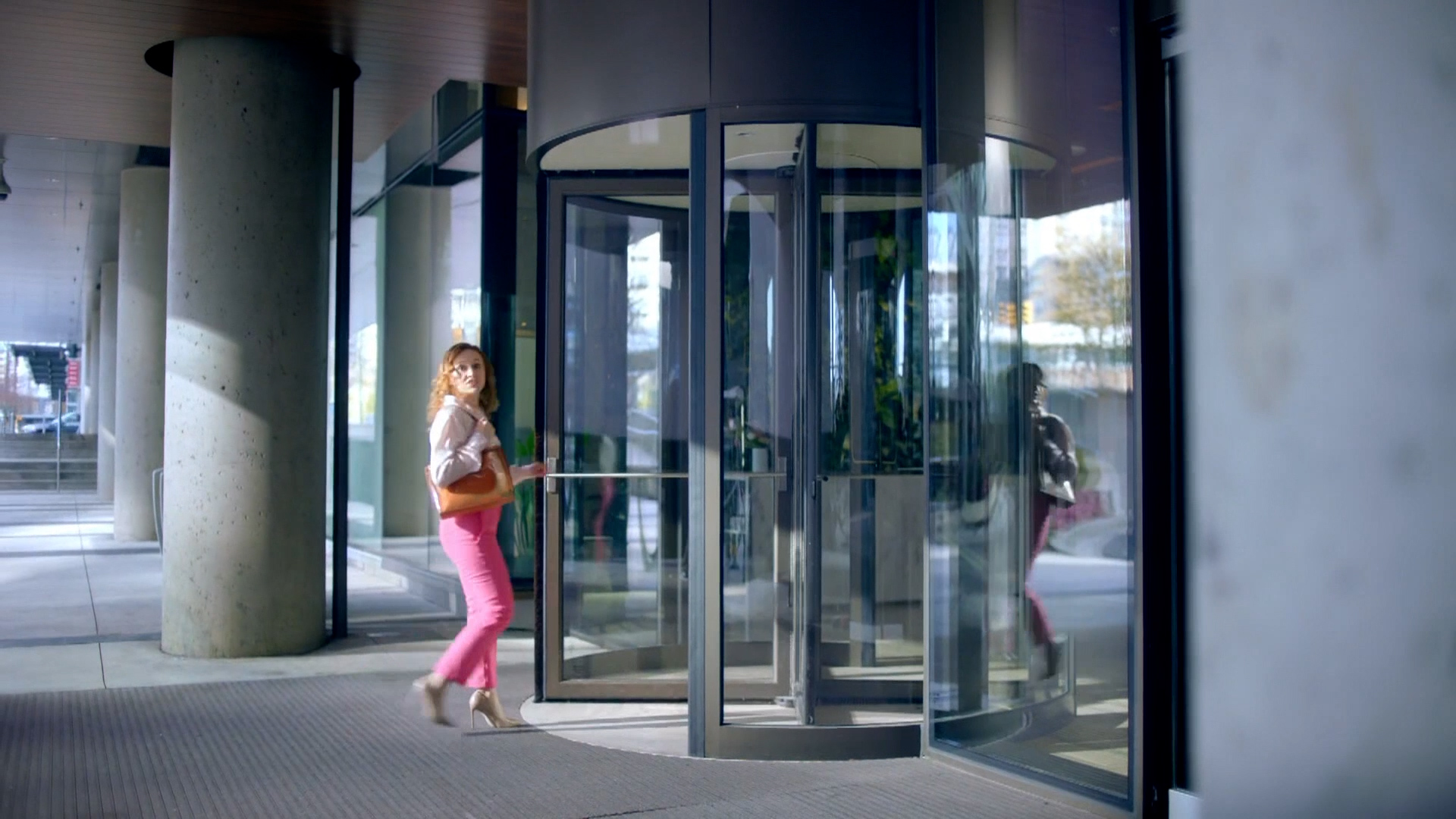 Azo---kw---Healthcare_category---Cnn_-_August_27--2021---dtc---USA---English---TV_commercial---15_seconds.mp4